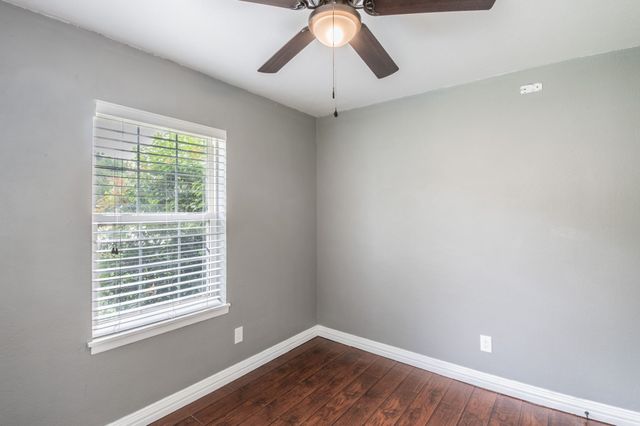 7824 Davenport Avenue, Fort Worth, TX 76116