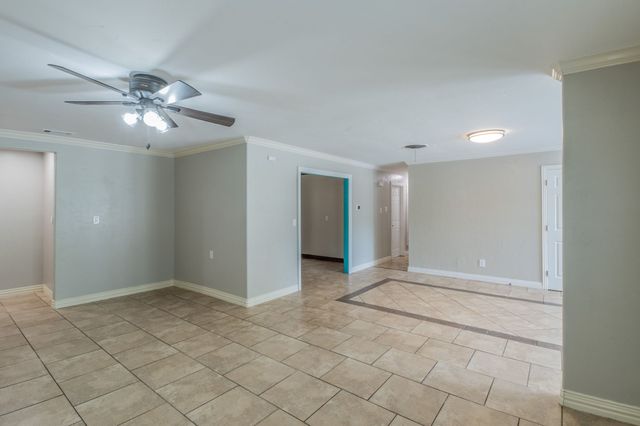 7824 Davenport Avenue, Fort Worth, TX 76116