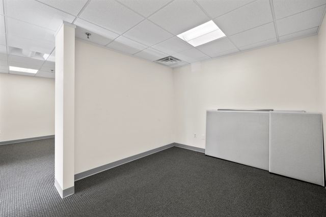 264 N Broadway Unit 204A, Salem, NH 03079