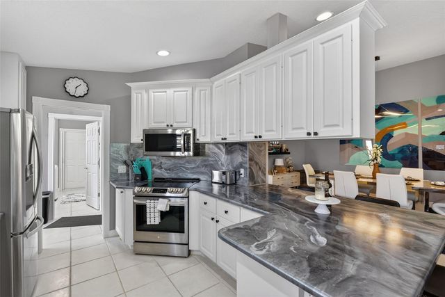 7526 QUINTO DR, Sarasota, FL 34238
