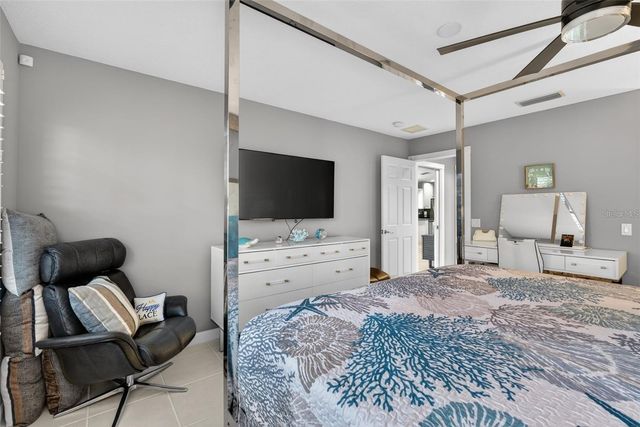 7526 QUINTO DR, Sarasota, FL 34238