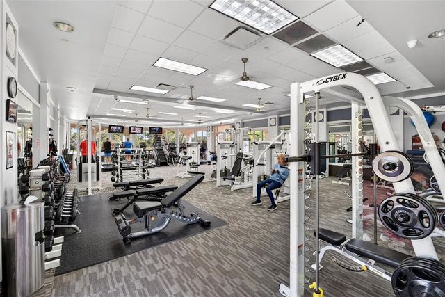 7526 QUINTO DR, Sarasota, FL 34238