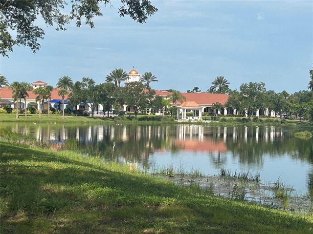 7526 QUINTO DR, Sarasota, FL 34238