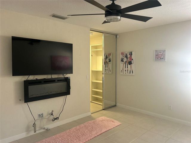 7526 QUINTO DR, Sarasota, FL 34238