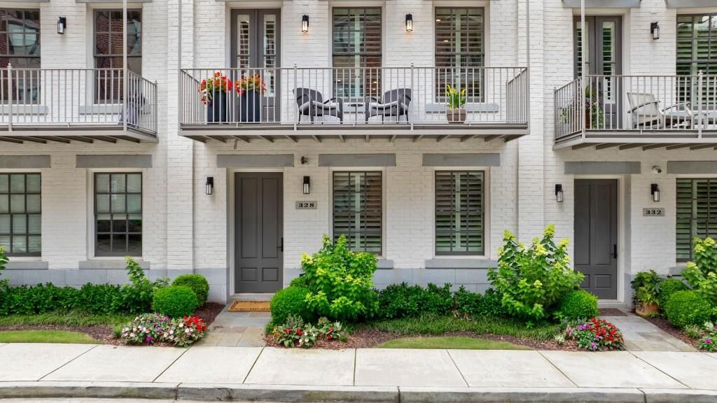 328 Stonemont Drive, Atlanta, GA 30305