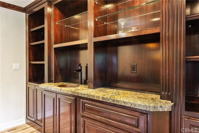 3825 Dalehurst Drive, Bakersfield, CA 93306