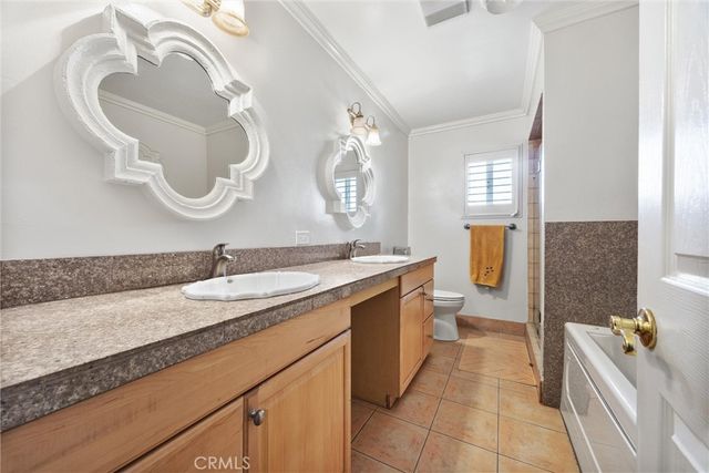 3825 Dalehurst Drive, Bakersfield, CA 93306
