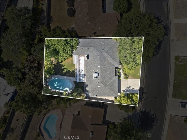 3825 Dalehurst Drive, Bakersfield, CA 93306