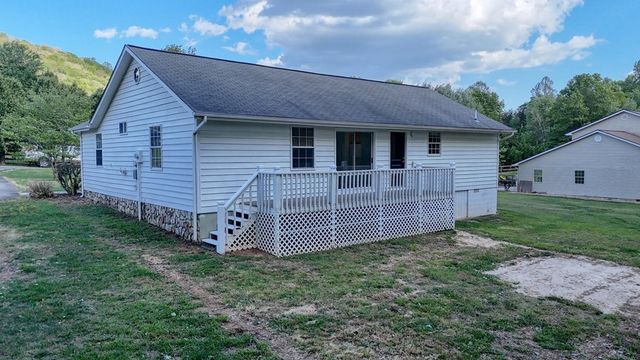 1013 Bradley Road, Blairsville, GA 30512