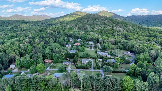 1013 Bradley Road, Blairsville, GA 30512