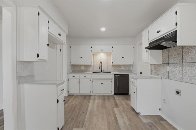 4024 Dentwood Terrace, Del City, OK 73115