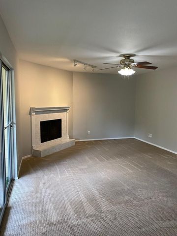 14515 Wunderlich Drive 704, Houston, TX 77069