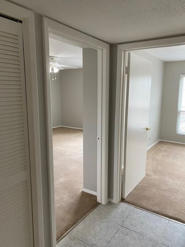 14515 Wunderlich Drive 704, Houston, TX 77069