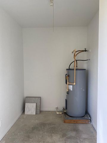 14515 Wunderlich Drive 704, Houston, TX 77069