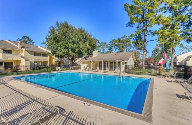 14515 Wunderlich Drive 704, Houston, TX 77069