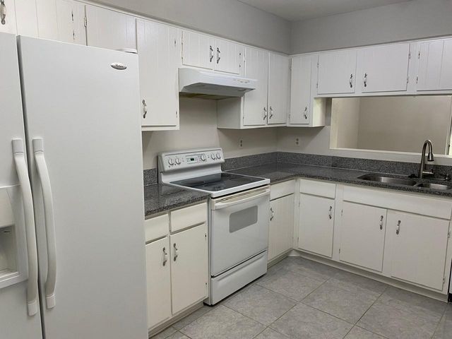 14515 Wunderlich Drive 704, Houston, TX 77069