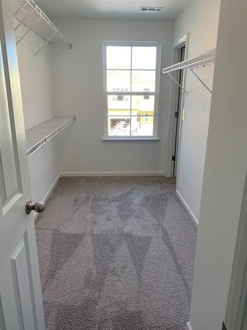 709 Finse Dr, Spring Hill, TN 37174