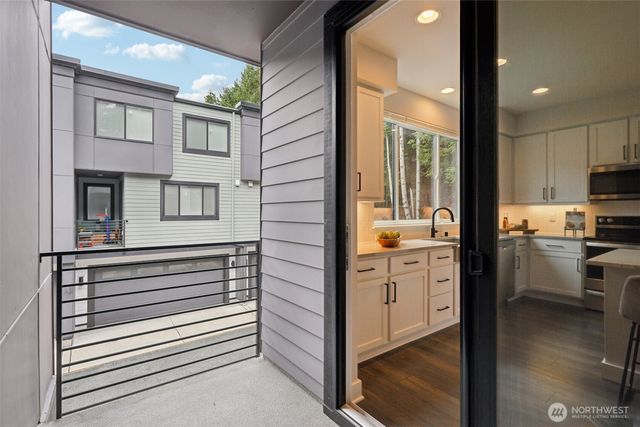 18757 76th Avenue W, Lynnwood, WA 98037