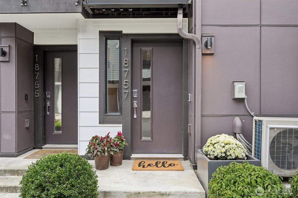 18757 76th Avenue W, Lynnwood, WA 98037