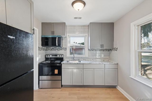 49934 W Huron River Drive, Belleville, MI 48111