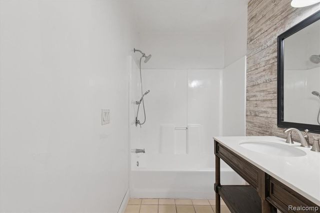 49934 W Huron River Drive, Belleville, MI 48111