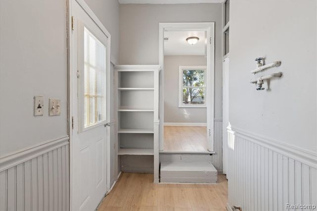 49934 W Huron River Drive, Belleville, MI 48111