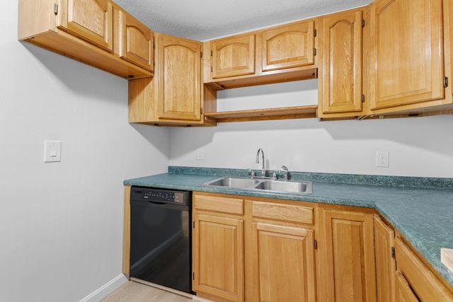 128 Loudon Rd Apt 10F, Concord, NH 03301