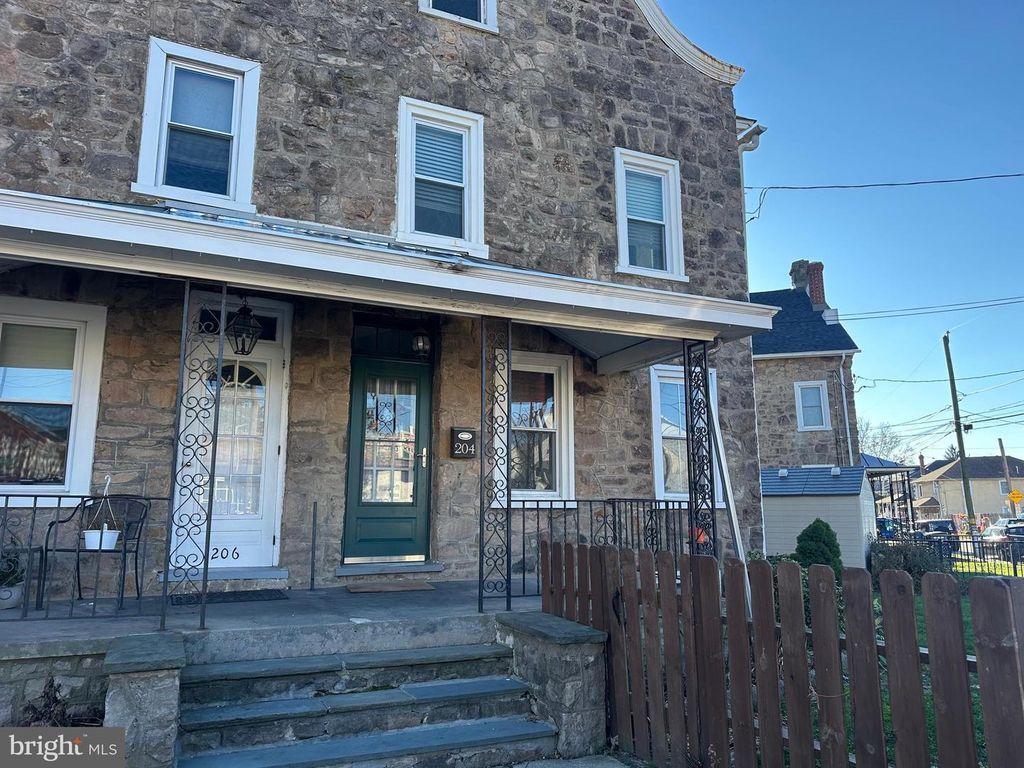 204 ROSEMARY AVE, Ambler, PA 19002