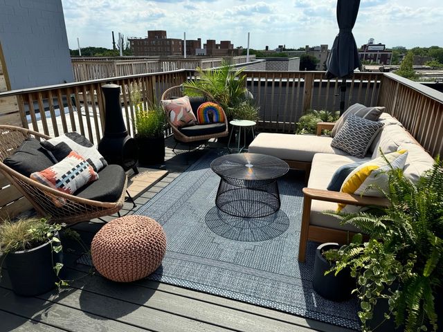 5015 N CLARK Street 304, Chicago, IL 60640