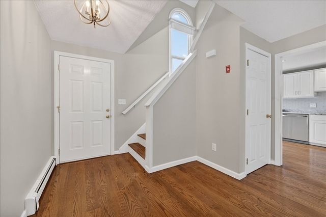 14 Cedarledge Village 14, Cohasset, MA 02025