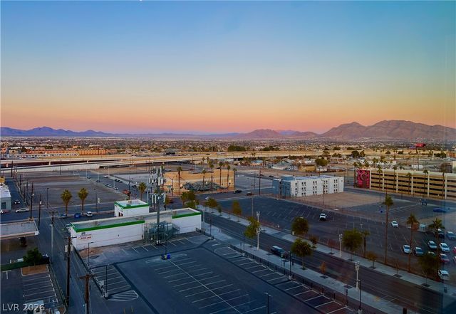 150 Las Vegas Boulevard 2004, Las Vegas, NV 89101