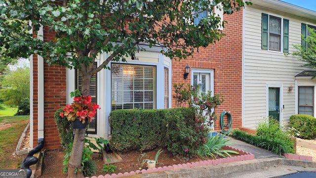 284 Shaded Oaks Lane SE, Marietta, GA 30067