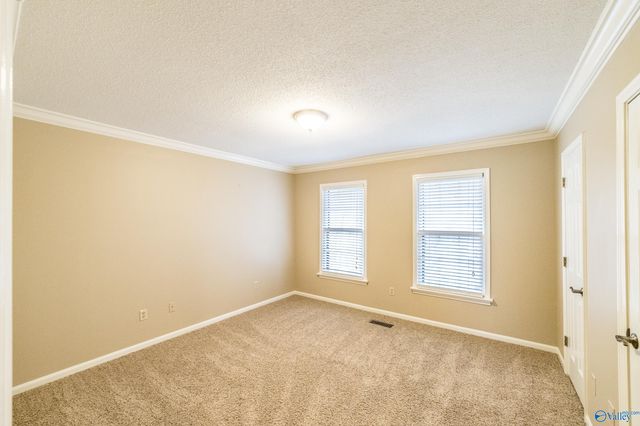 3405 Creek Circle, Guntersville, AL 35976