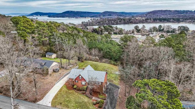 3405 Creek Circle, Guntersville, AL 35976