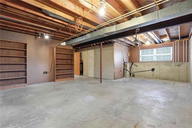 12614 S Al Gossett Road, Lone Jack, MO 64070