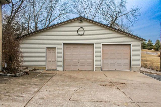 12614 S Al Gossett Road, Lone Jack, MO 64070