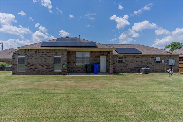 101 Sandstone Drive, Norman, OK 73071