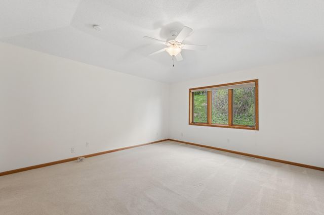 12980 39th Avenue N, Plymouth, MN 55441