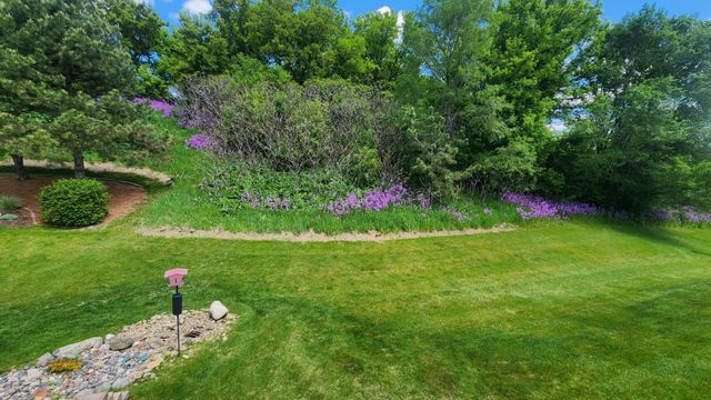 12980 39th Avenue N, Plymouth, MN 55441