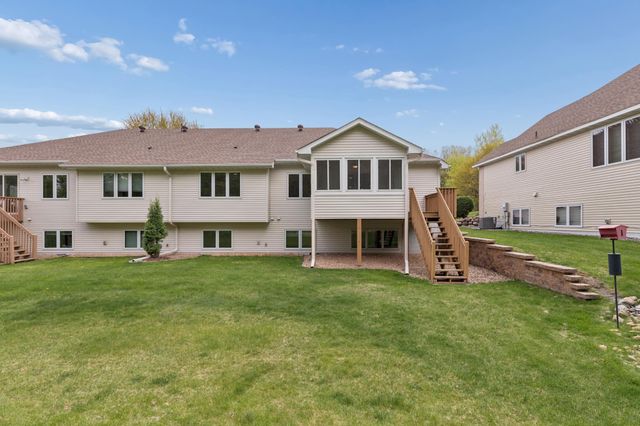 12980 39th Avenue N, Plymouth, MN 55441