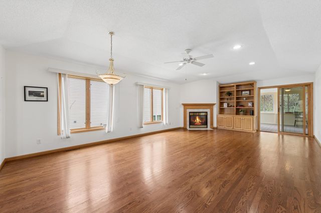 12980 39th Avenue N, Plymouth, MN 55441