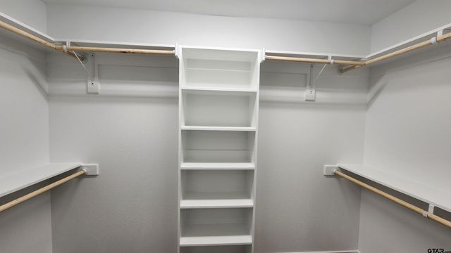 6704 COUNTY ROAD 3700, Athens, TX 75752