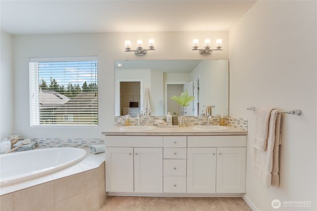 17801 SE 188th Place, Renton, WA 98058