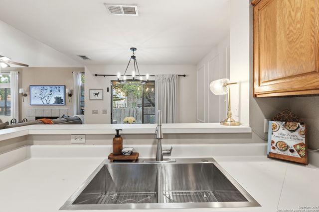 4239 Shady Tree, San Antonio, TX 78247