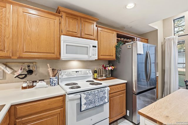 4239 Shady Tree, San Antonio, TX 78247