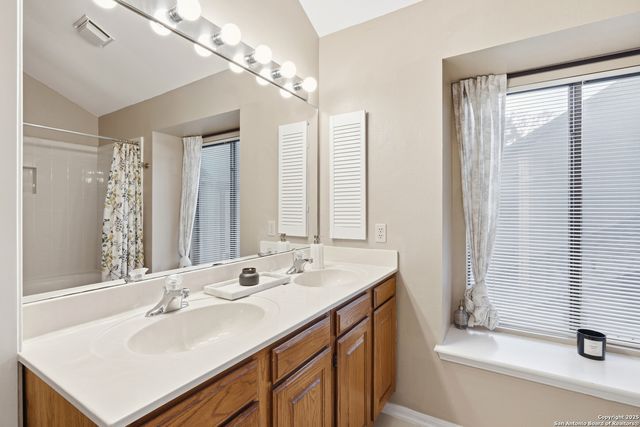 4239 Shady Tree, San Antonio, TX 78247