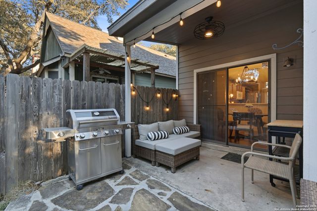 4239 Shady Tree, San Antonio, TX 78247