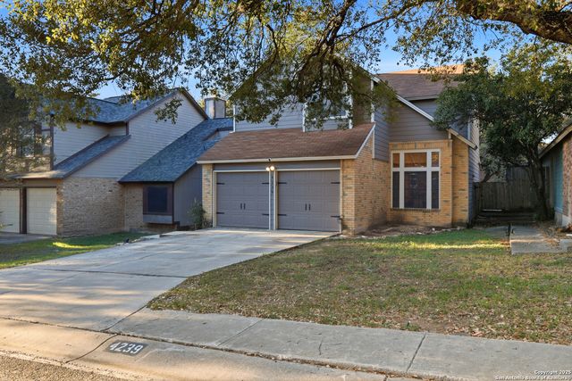 4239 Shady Tree, San Antonio, TX 78247