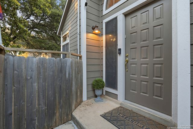 4239 Shady Tree, San Antonio, TX 78247