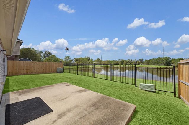 1805 Clover Patch Lane, Alvin, TX 77511
